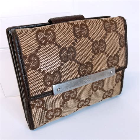 why are gucci wallets cheap on ebay|vintage Gucci wallets women.